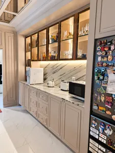 ตู้กระจกและเครื่องใช้ครัว โครงการ Supalai Elegance พหลโยธิน 50 บ้านหลังที่ 2