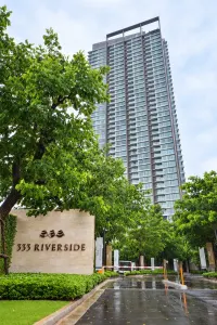 ภายนอกอาคารและป้ายโครงการ333 Riverside โครงการ333 Riverside R2
